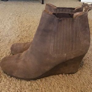 DV By Dolce Vita women’s wedge bootie